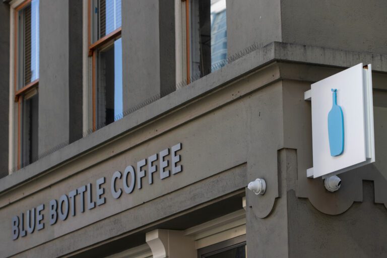 三藩市灣區人的驕傲「藍瓶咖啡」傳易主！新東家竟與這間中國咖啡商息息相關