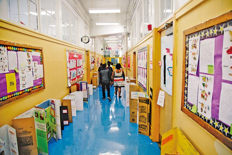 教育局表示，未來將推進整合與擴大機會，增加公校招生靈活性。 Elizabeth D. Herman/紐約時報