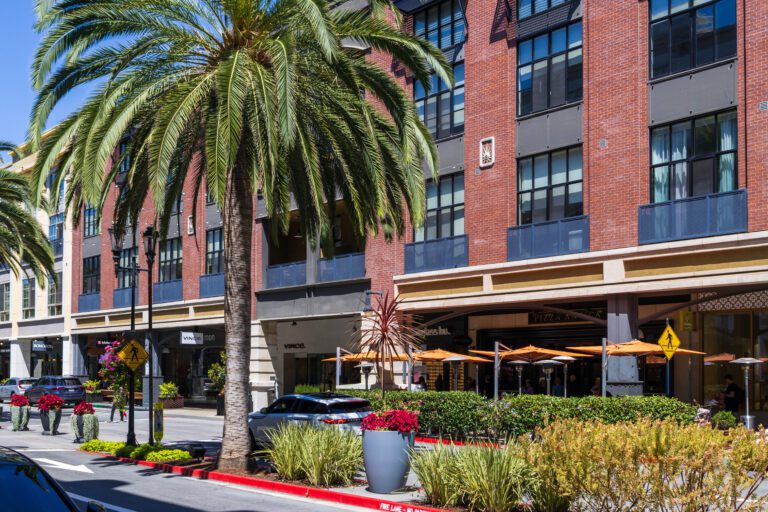 三藩市灣區聖荷西Santana Row爆仇恨暴力事件 兩猶太男講希伯來語遭暴打