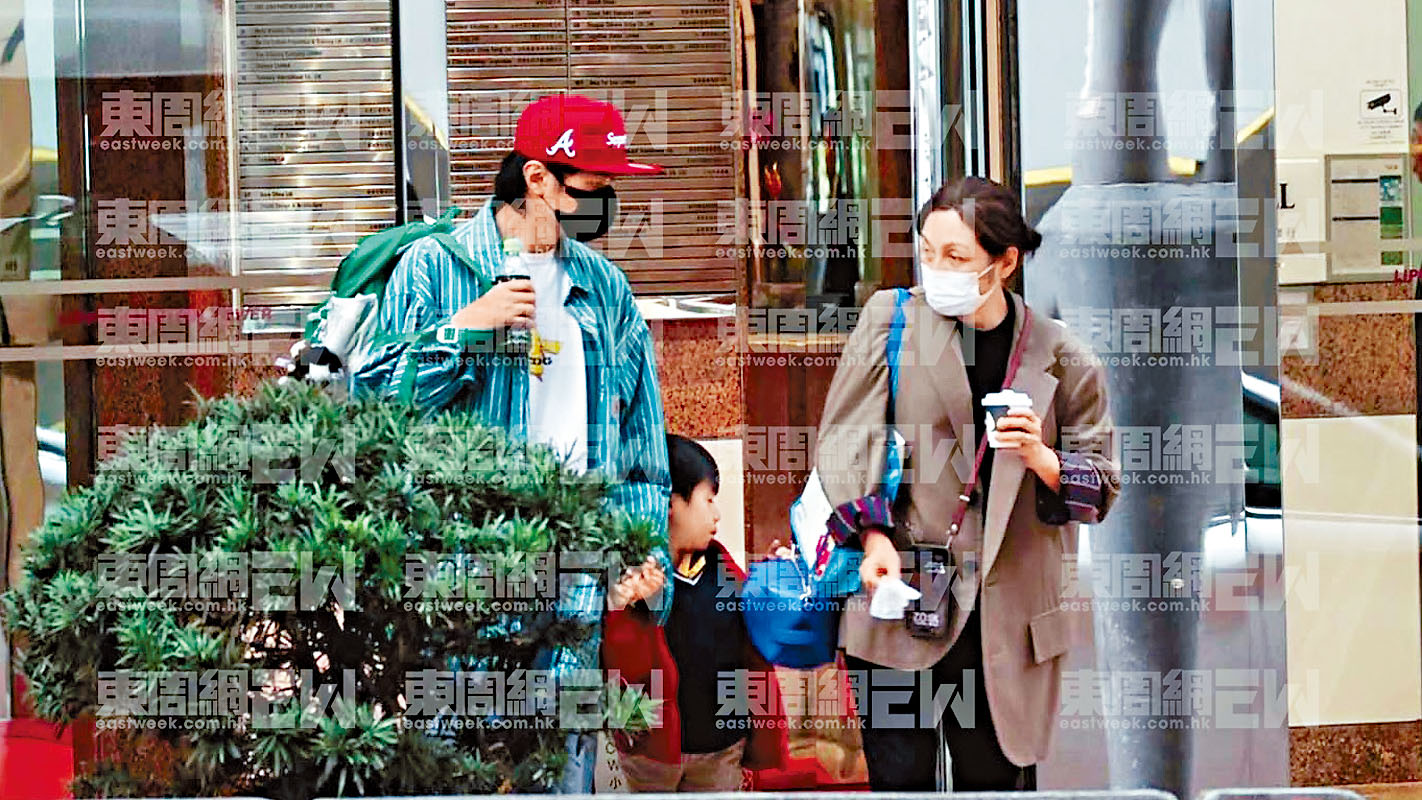 《東周刊》直擊古巨基夫婦親自接大仔放學，力谷佢入讀頂級國際學校。