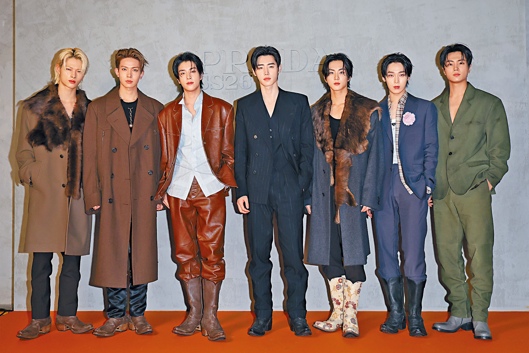 ENHYPEN宣布Heeseung（左二）退團單飛，組合以6人姿態繼續活動。