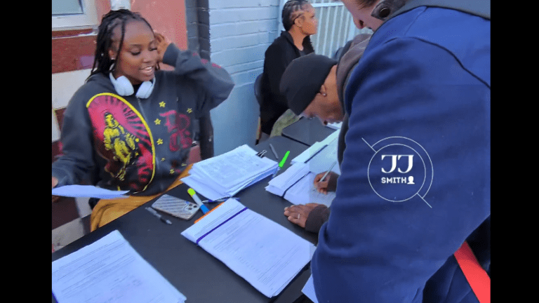 簽個名可得$5 三藩市街頭收集公投連署疑涉付費誘簽｜影片