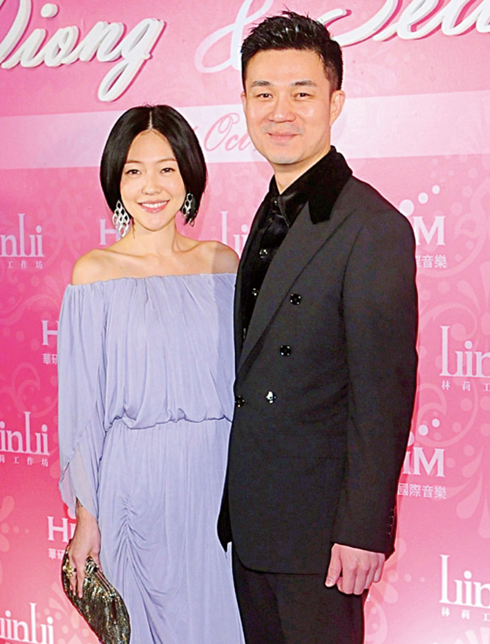 ■小S老公許雅鈞被爆為了約女粉絲見面，竟用大S出殯照當作交換條件，目的是為了讓對方取信自己。網上圖片