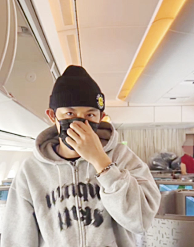 對於造成機務人員的困擾敖犬公開致意。網上圖片