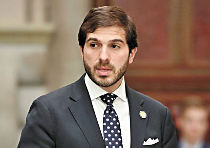 布碌崙州參議員郭納德對交通安全一直十分關注。