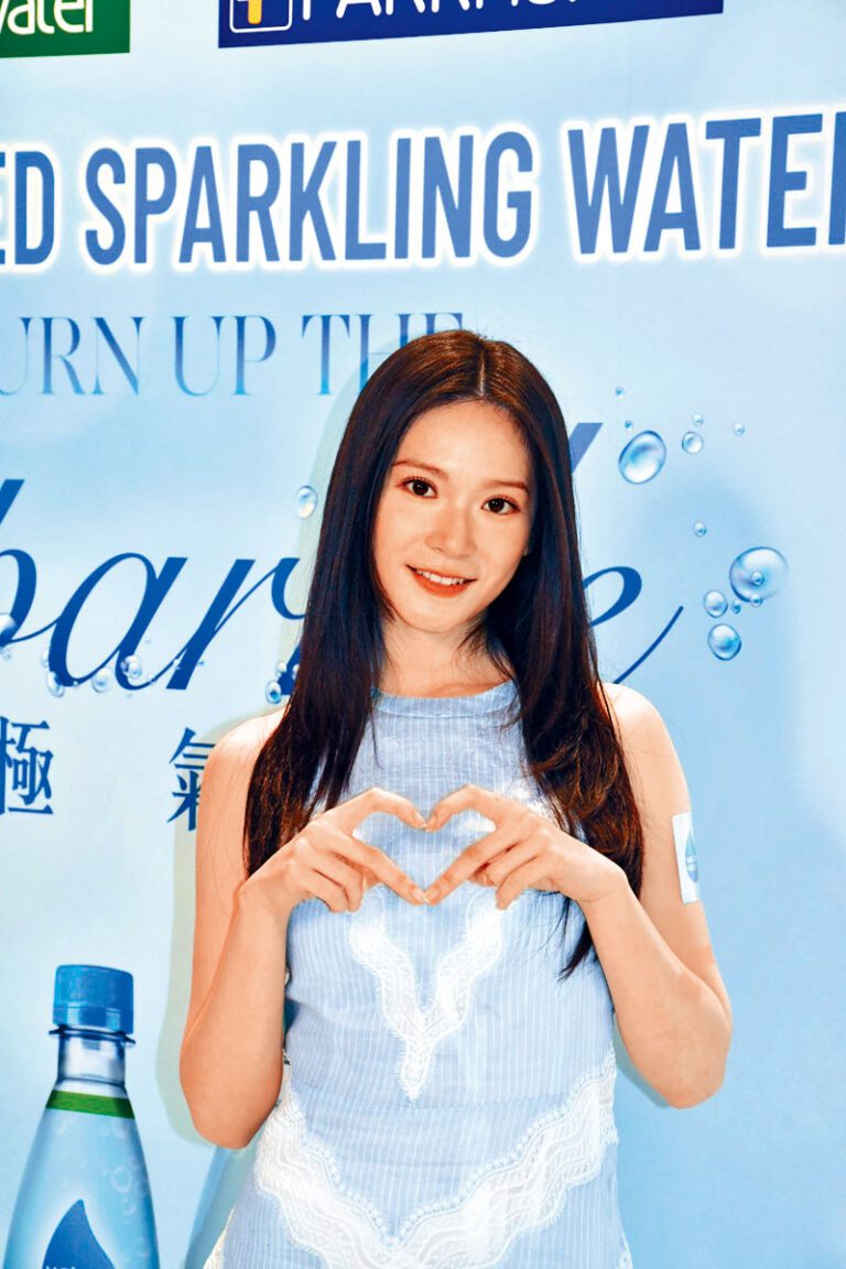 Cloud許願可以在澳洲或加拿大等不同地方開音樂會。
