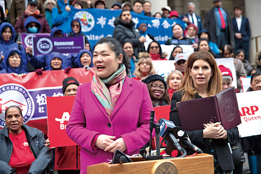 莊文怡在集會上講話。