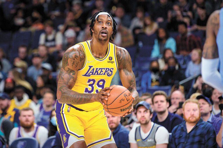 足跡遍布大洋兩岸的魔獸霍華德終於結束20年職業生涯。資料圖片