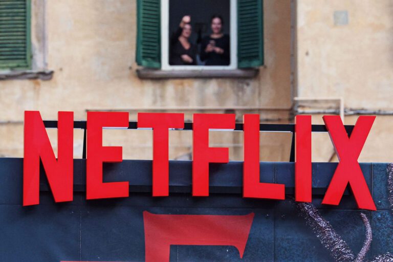 Netflix為了加速AI在電影製作中的應用，將收購AI電影製作公司InterPositive。路透社資料圖片