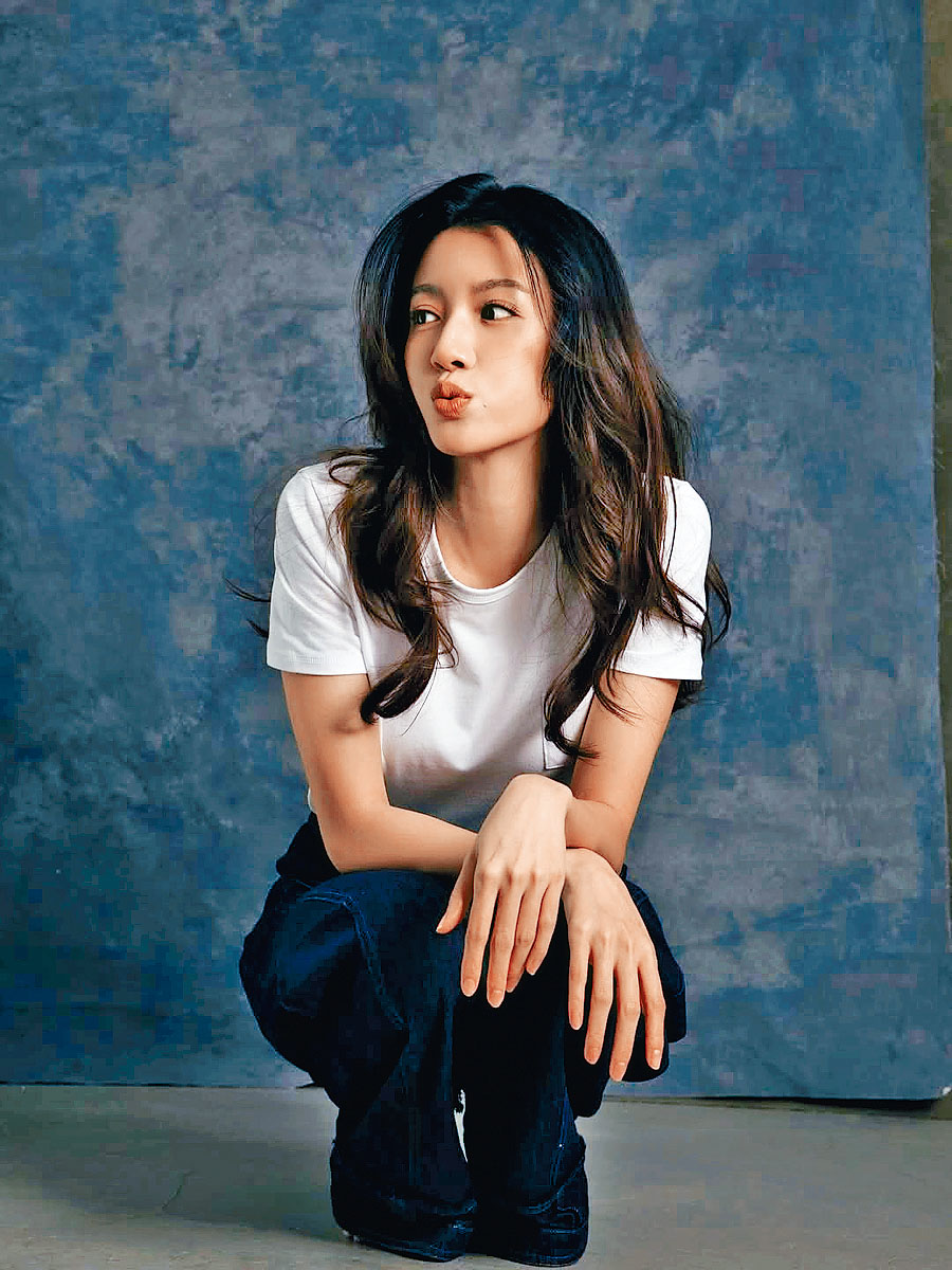 何雁詩指蔡思貝在離巢前，有告知她決定。