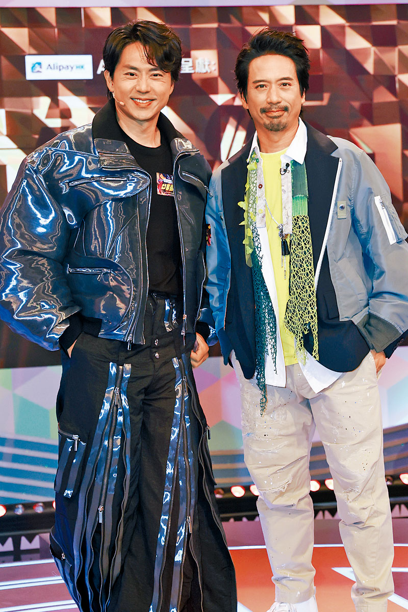 Eric Kwok（右）表明不會簽參賽素人成為旗下歌手。