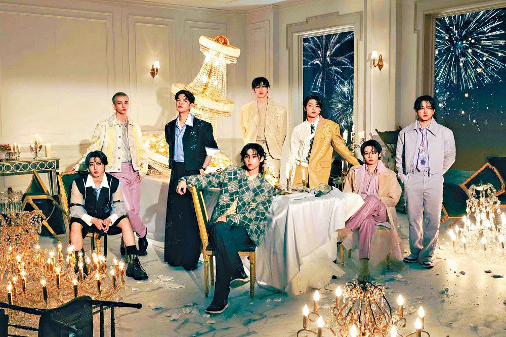 Stray Kids亦在亞洲組別捧走年度藝人等4獎。