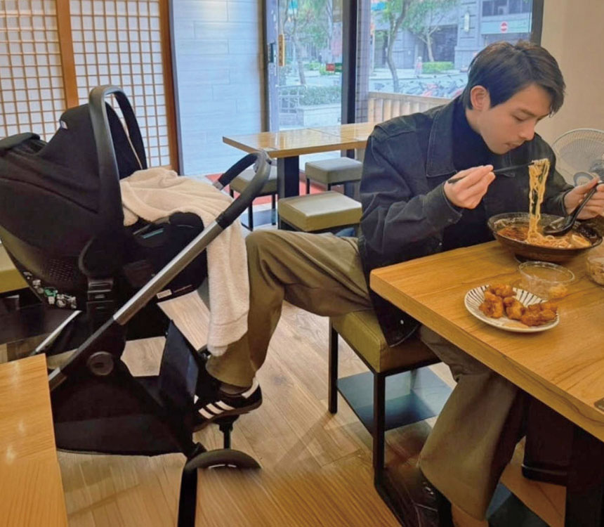 連晨翔解鎖吃飯育兒妙招。網上圖片