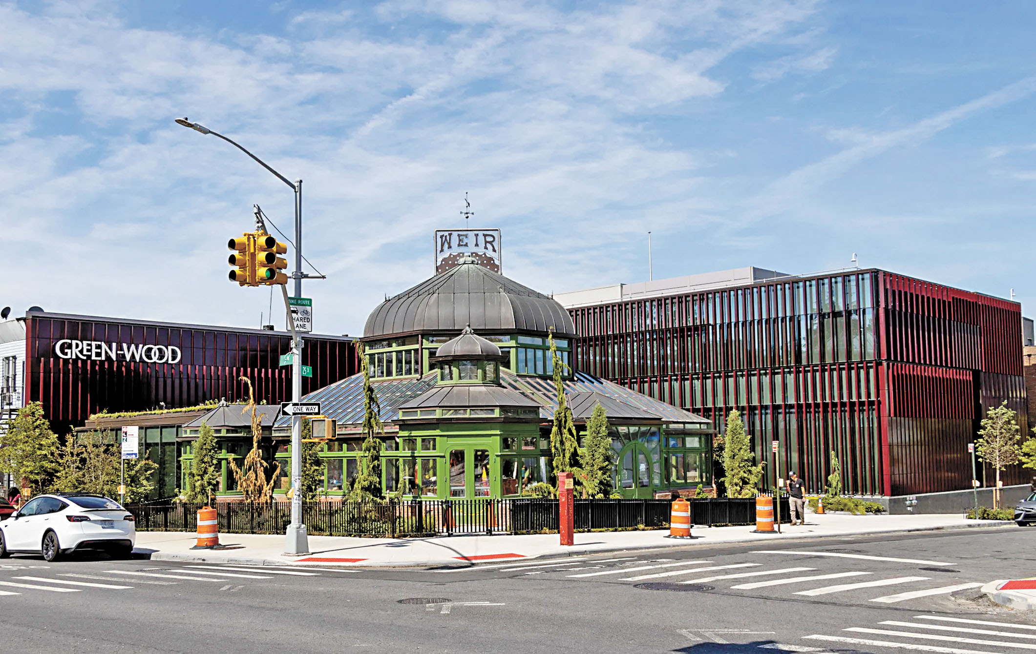 綠木公墓遊客中心四月開放。