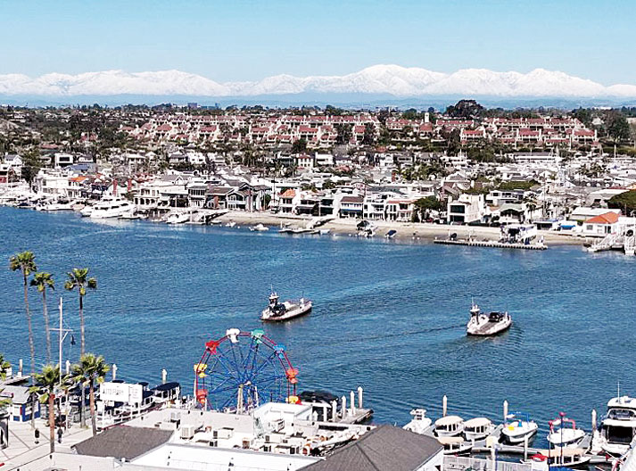 新港灘擁有加州房價最高的十個郵政編碼區域中的三個。洛杉磯時報