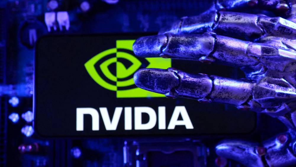 Nvidia H200晶片獲中國批准進口 黃仁勳證實重啟生產線