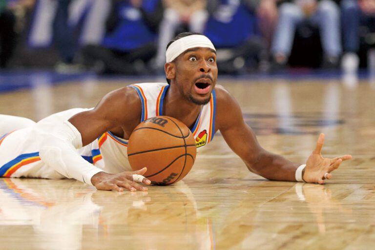 亞歷山大在擊敗魔術的比賽中轟下40分。路透社