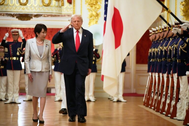 高市早苗啟程訪美 料向特朗普解釋暫時無計劃派軍往霍爾木茲海峽