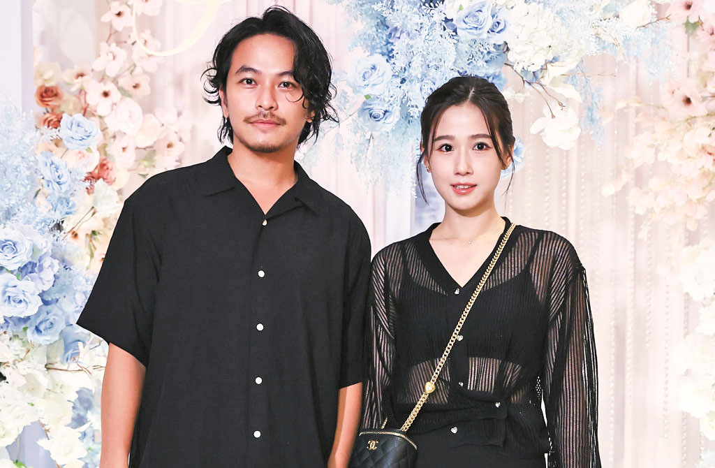 ■方志友與楊銘威攜手走過11年。網上圖片 .c3/.c4 方志友與楊銘威在2015年步入婚姻殿堂。網上圖片