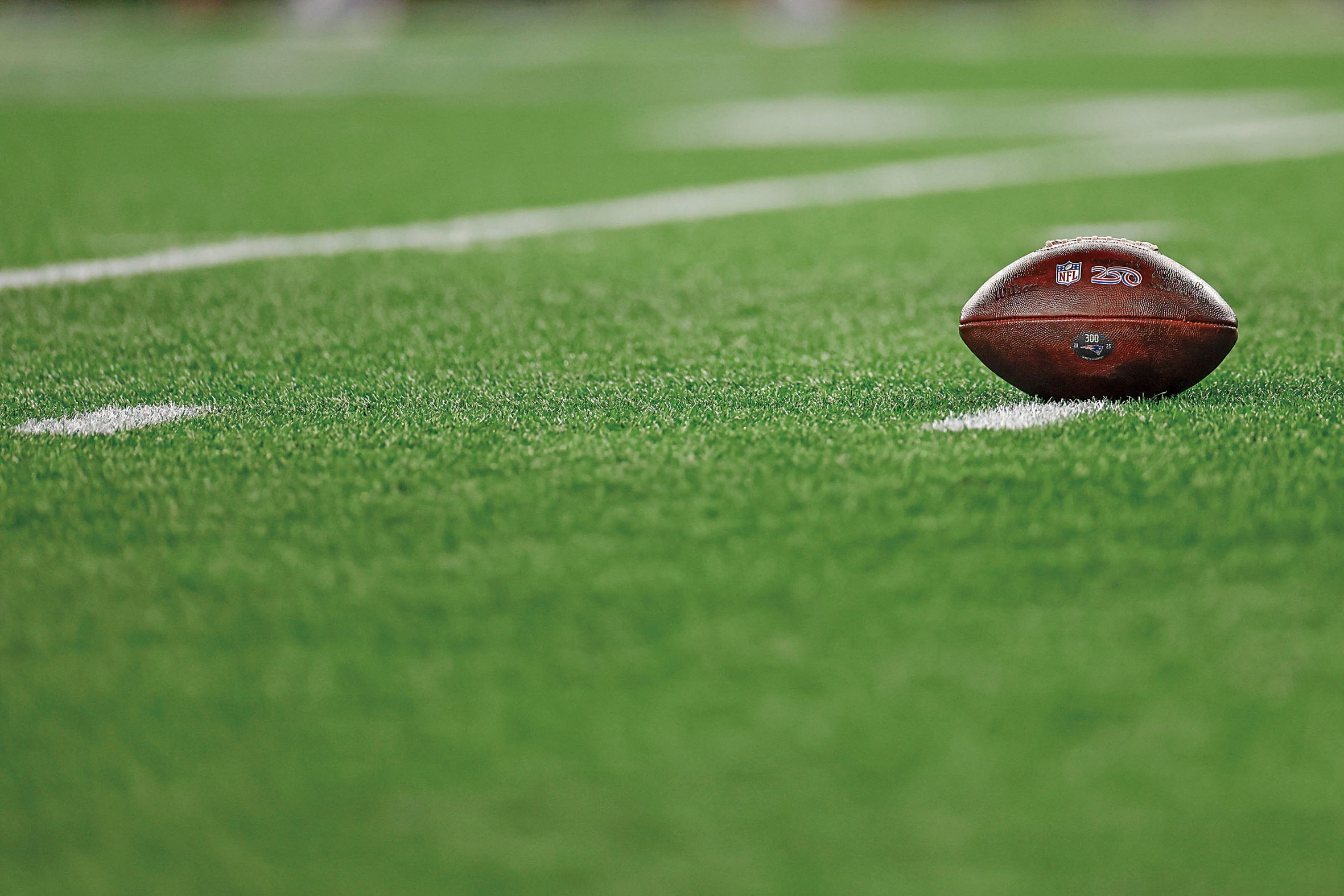 NFL正在考慮將球隊選秀簽的未來交易時限從當前的3年延長至5年。美聯社