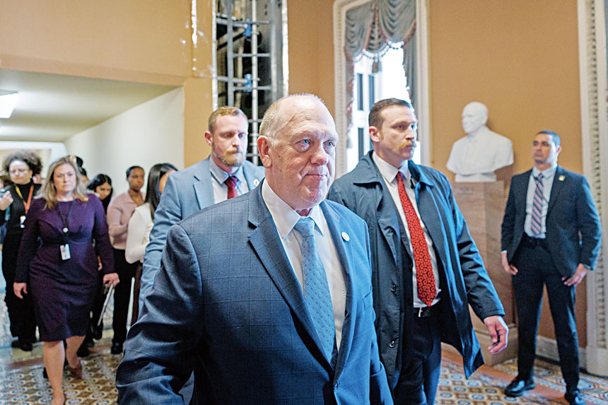 邊境沙皇霍曼19日與議員閉門會談。美聯社