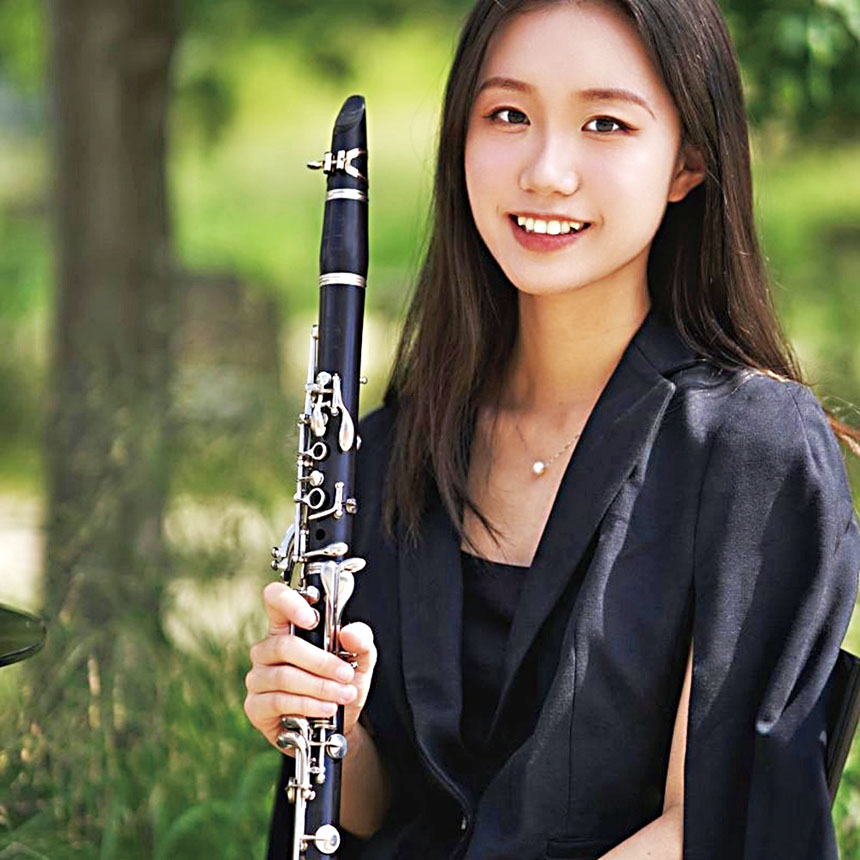 擅長單簧管演奏的沈容冰。