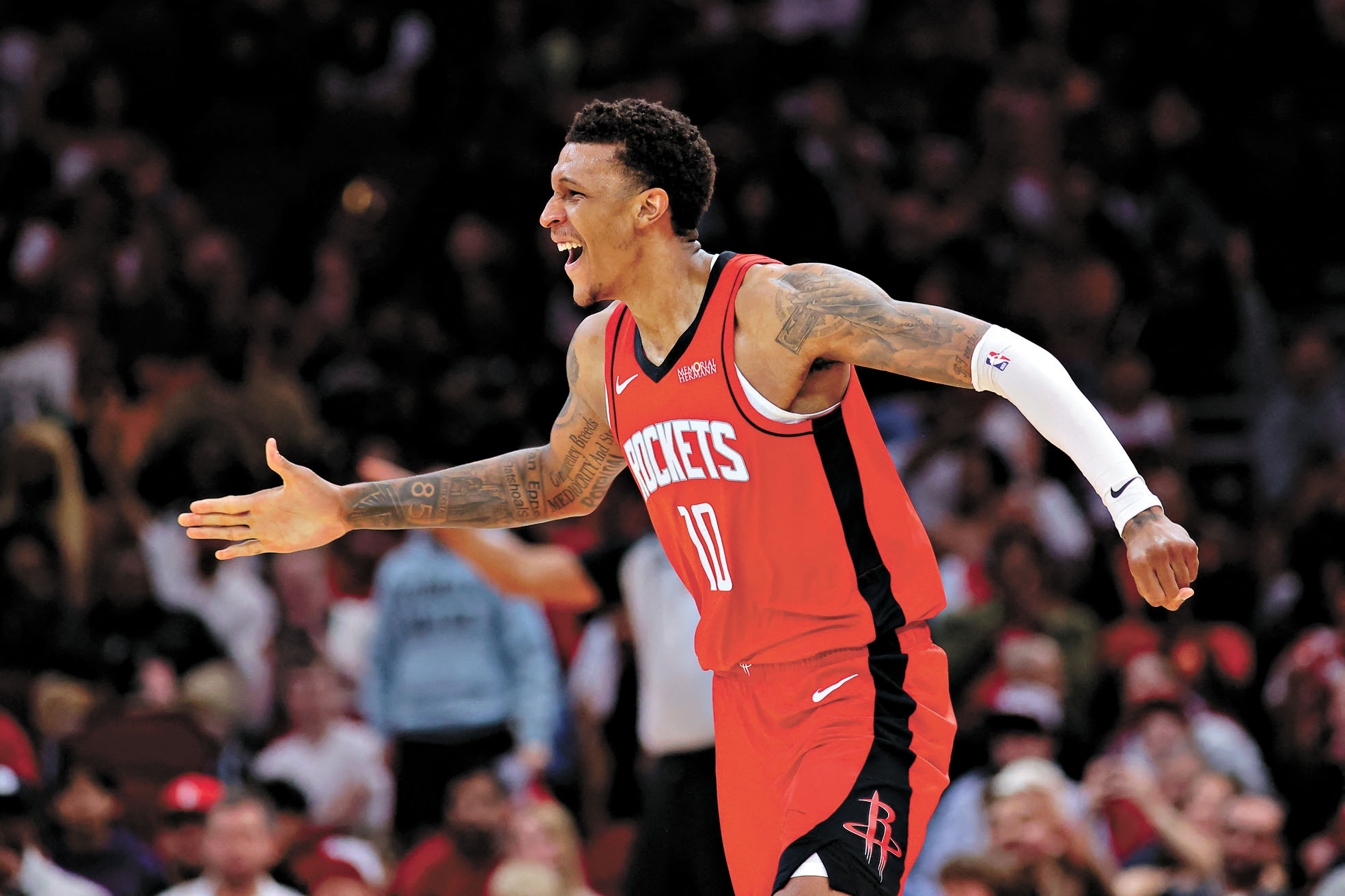 火箭悍將史密斯慶祝投籃得分。路透社