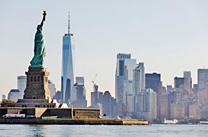 財政政策研究院的分析指出，紐約市當前面臨的財政壓力，根源在於州政府長期將部分支出責任轉嫁給市府，卻未賦予市府足夠的稅收自主權。 路透社