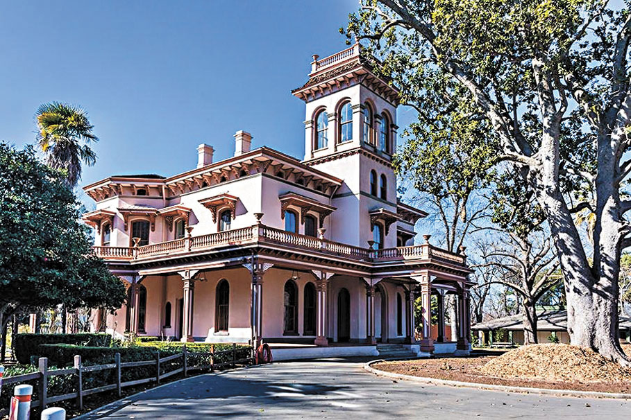 著名歷史建築「比德韋爾宅第」攝於2016年。州立公園局