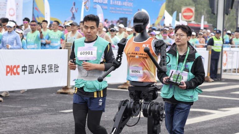 北京再辦人機共跑半馬 香港隊伍首度參賽