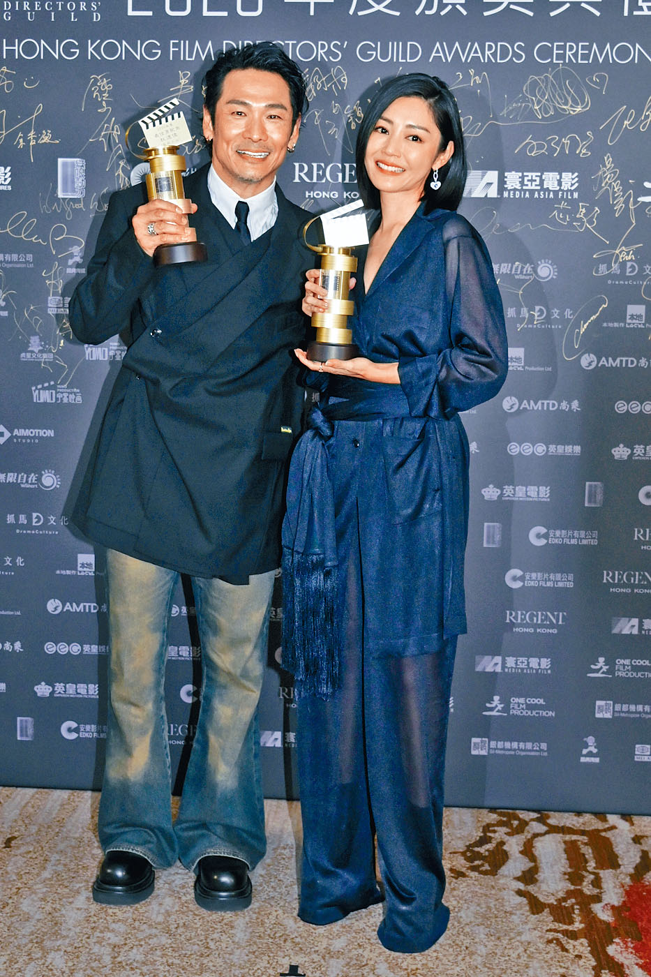 杜德偉、衛詩雅齊齊開心奪男女配角。