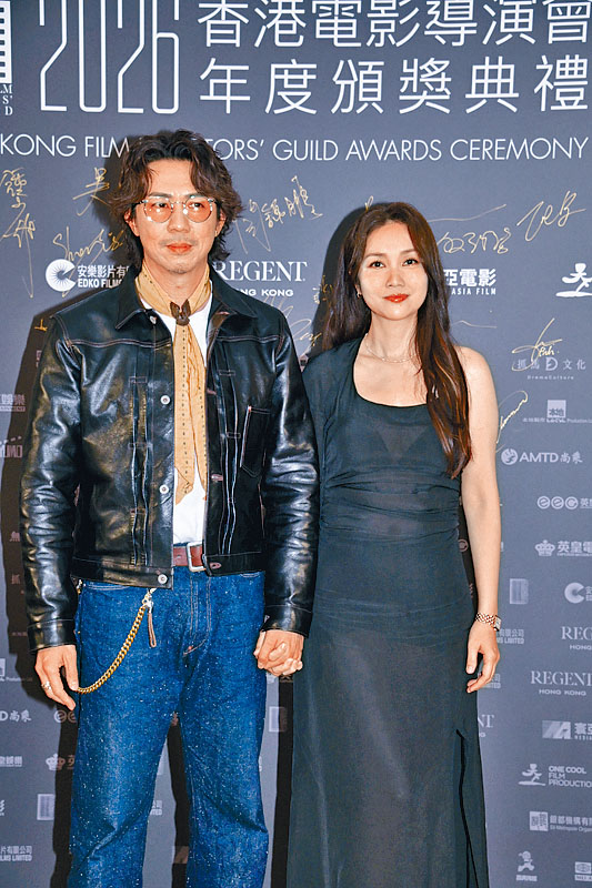 張繼聰、謝安琪拍拖出席頒獎禮。