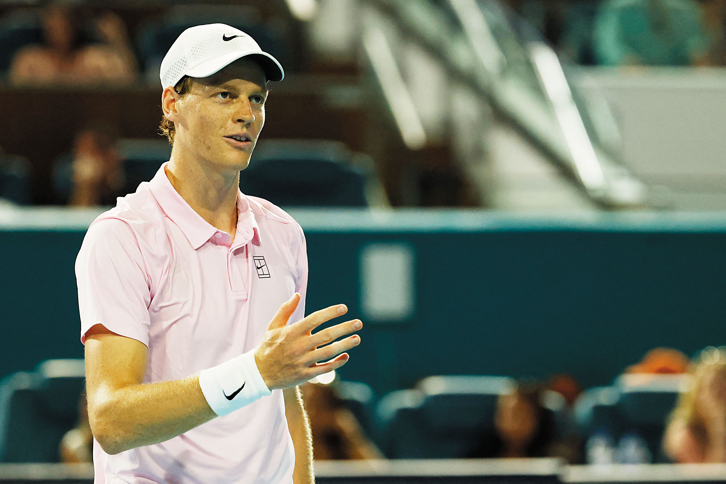 辛納輕鬆晉級。路透社