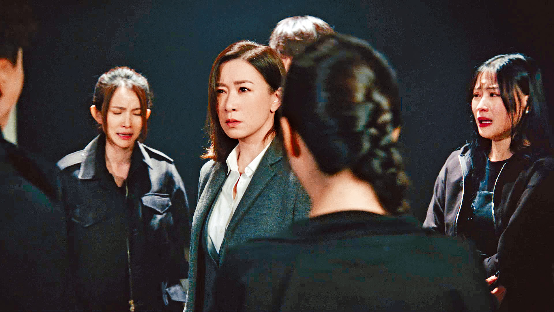 阿佘孖8位新生代演員為《正義女神》拍宣傳片。