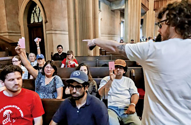 美國民主社會主義者協會洛杉磯分會決定不再重新啟動洛杉磯市長候選人提名程序。洛杉磯時報