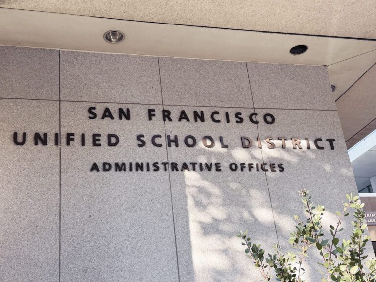 三藩市校區暑假延後一周開始。本報資料圖/記者蘇婕雅攝