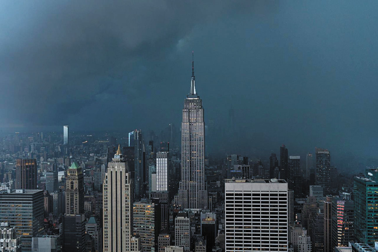 州議員提出計劃,擬強制帝國大廈及幾乎所有建築在深夜11時後熄燈。Todd Heisler/紐約時報