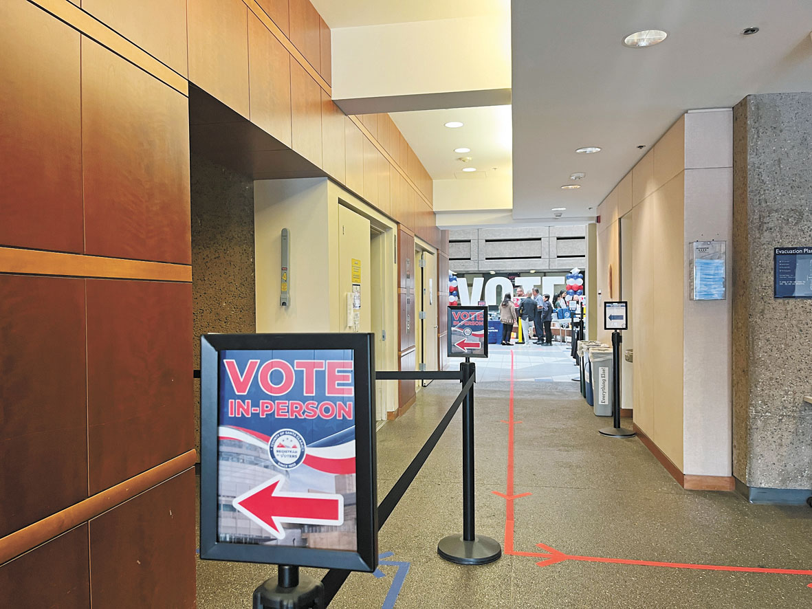 聖他克拉縣選民登記處。記者王蔚攝