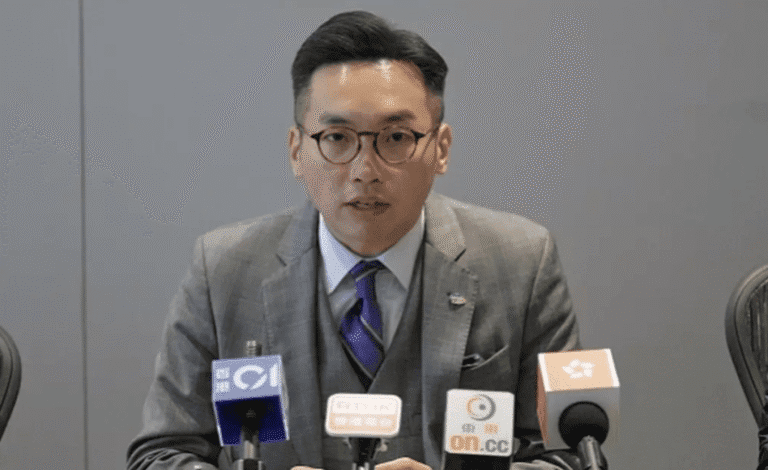 楊岳橋服刑期滿 清晨由七人車接載離開赤柱監獄