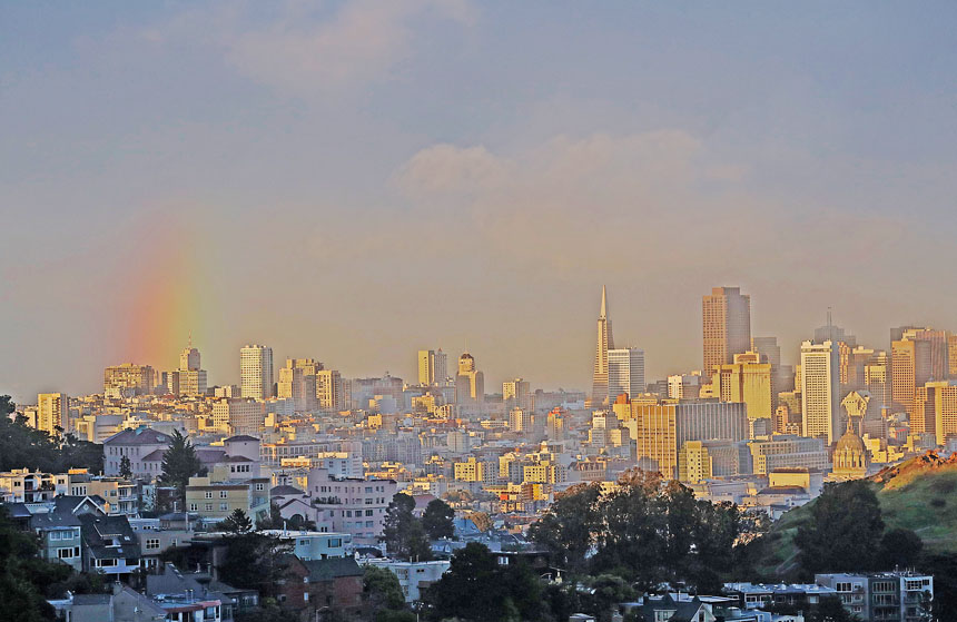 灣區人口尚未從疫情期間的遷出潮中完全恢復。美聯社資料圖