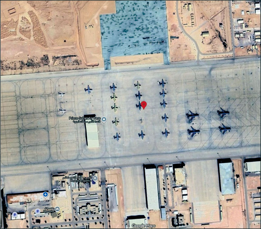 多架美軍空中加油機在襲擊中受損。網上圖片