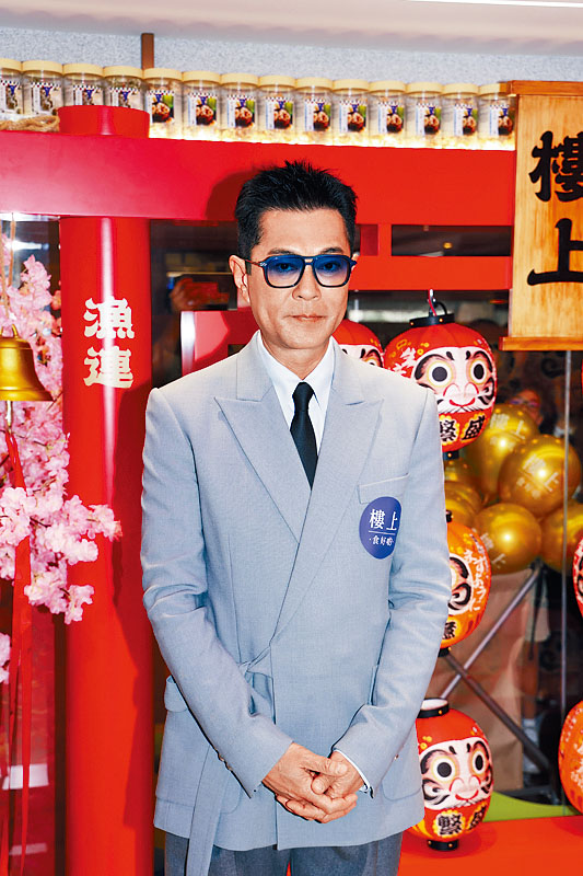 古仔自爆沖涼時會唱歌，但會否開騷就要考慮一下。