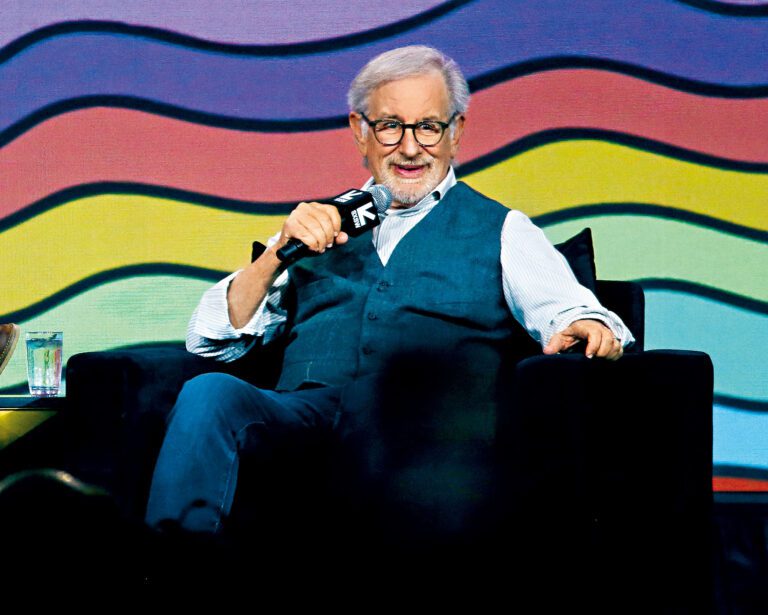 連大導演史提芬史匹堡都忍唔住暗寸甜茶，可見他今次真的得罪了不少圈中大佬。