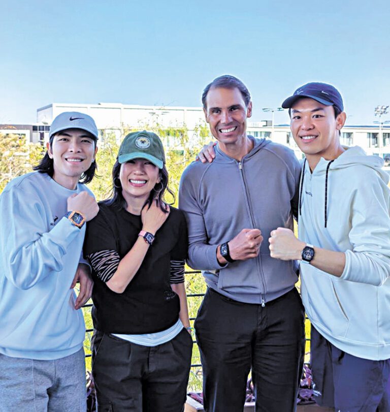 蕭敬騰（左起）、Summer、Rafael Nadal留下合影。網上圖片