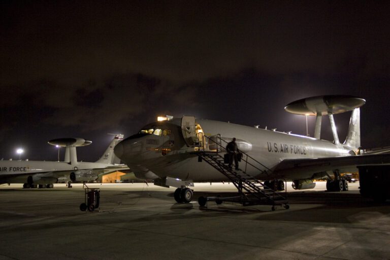 CNN：E-3哨兵預警機在伊朗襲擊中被摧毀