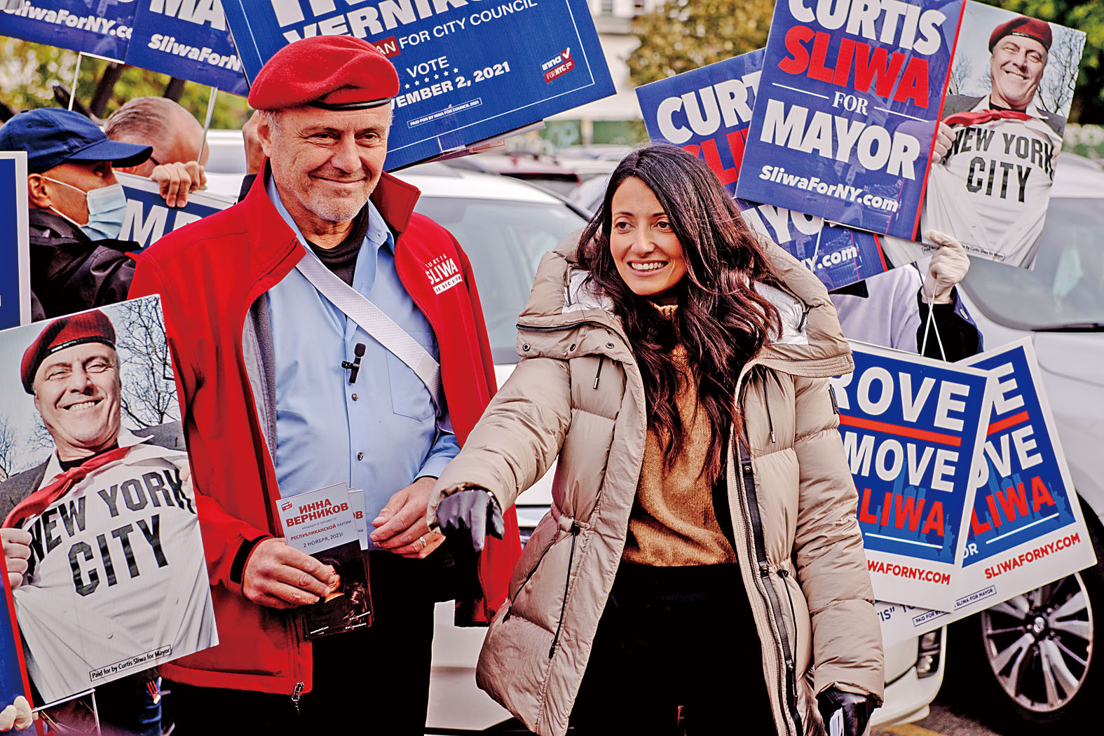 斯利瓦在敗選數月後與馬姆達尼合演短劇。Hilary Swift/紐約時報