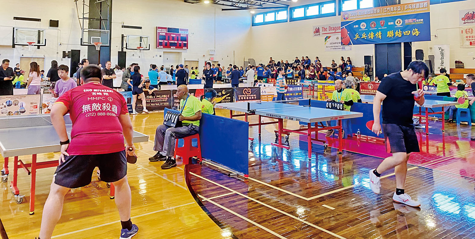 主辦方稱共有30支隊伍參加29日比賽。張之銘攝