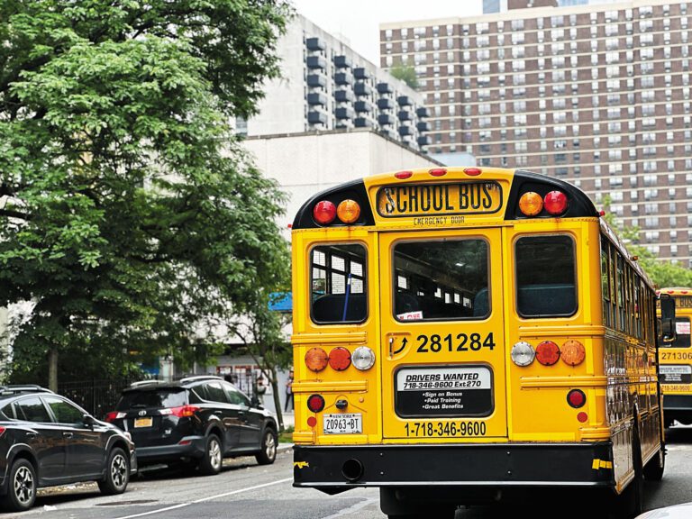 紐約公校校車。
