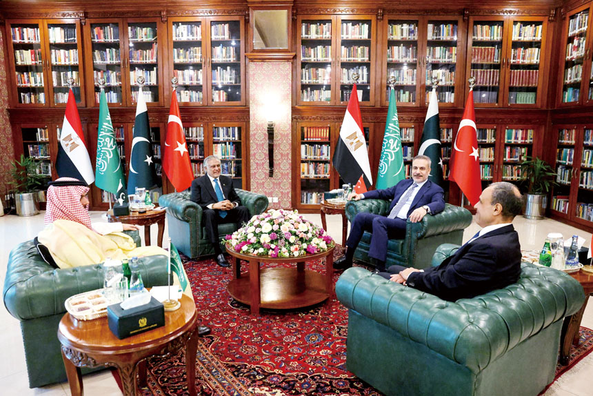 巴基斯坦、埃及、土耳其與沙特外長29日舉行會談，討論緩和中東緊張局勢。路透社