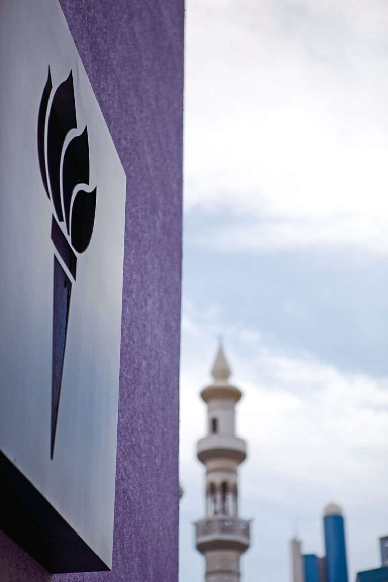 紐約大學宣布關閉阿布達比分校，直至另行通知。 Lee Hoagland/紐約時報